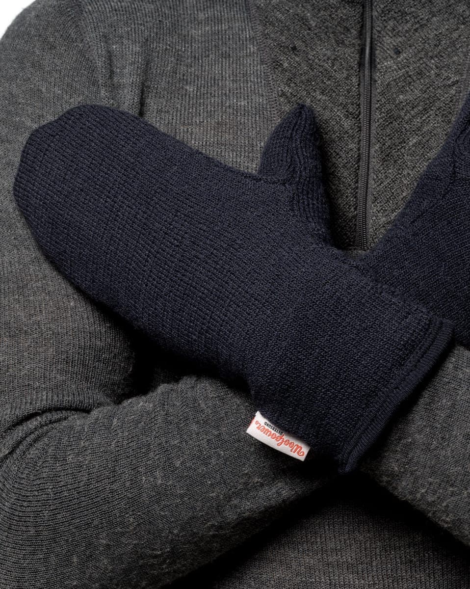 Mittens 400 — image 2 of 2