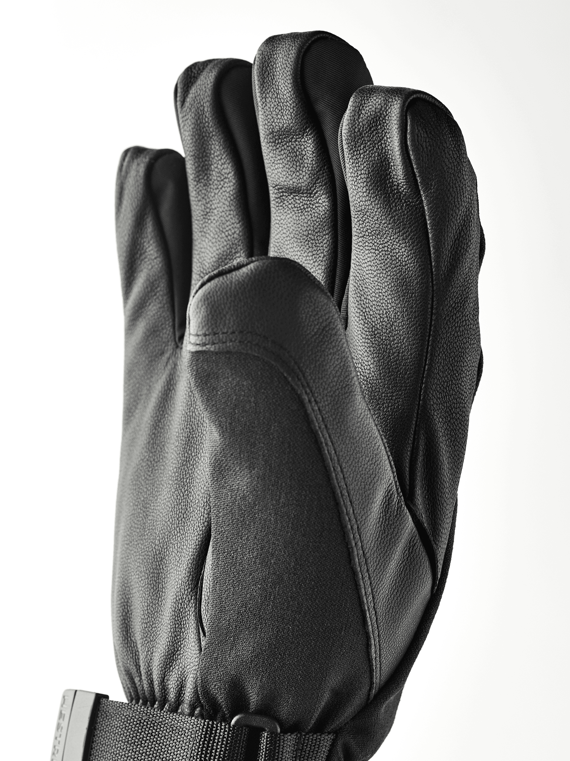 CZone Mountain - 5 Finger — image 2 of 6
