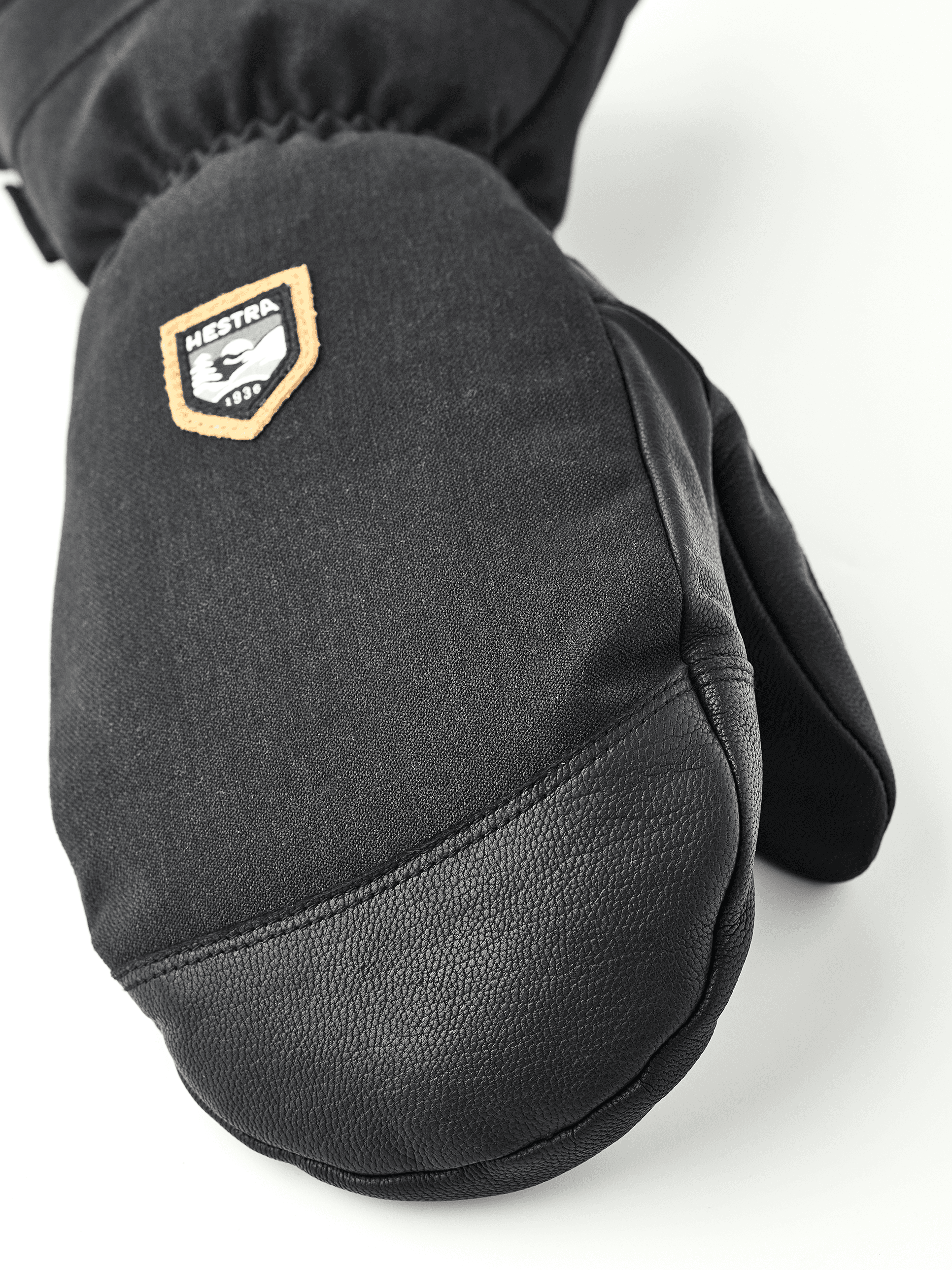 CZone Mountain - Mitt — image 3 of 6