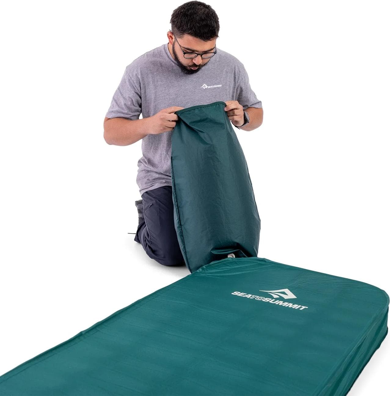 Comfort Deluxe Self-Inflating Sleeping Pad Large Rectangular Wide — image 6 of 7