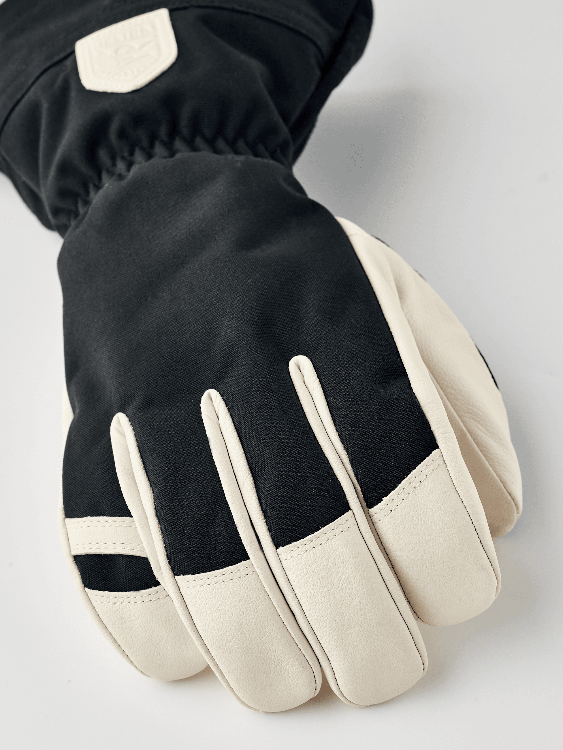 Mono Wool 5-Finger — image 2 of 5