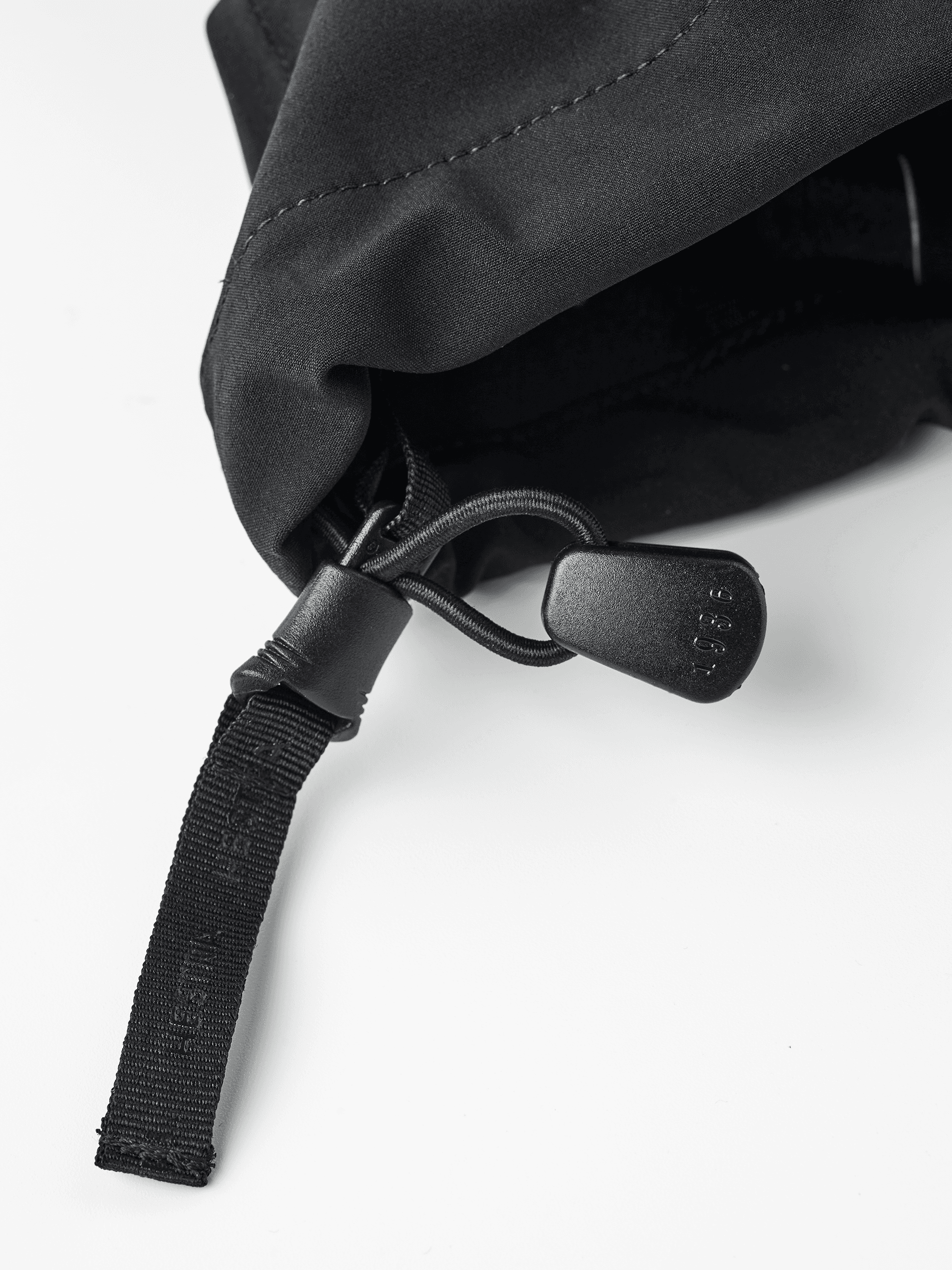 Seam Sealed Shell Mitt — image 4 of 6