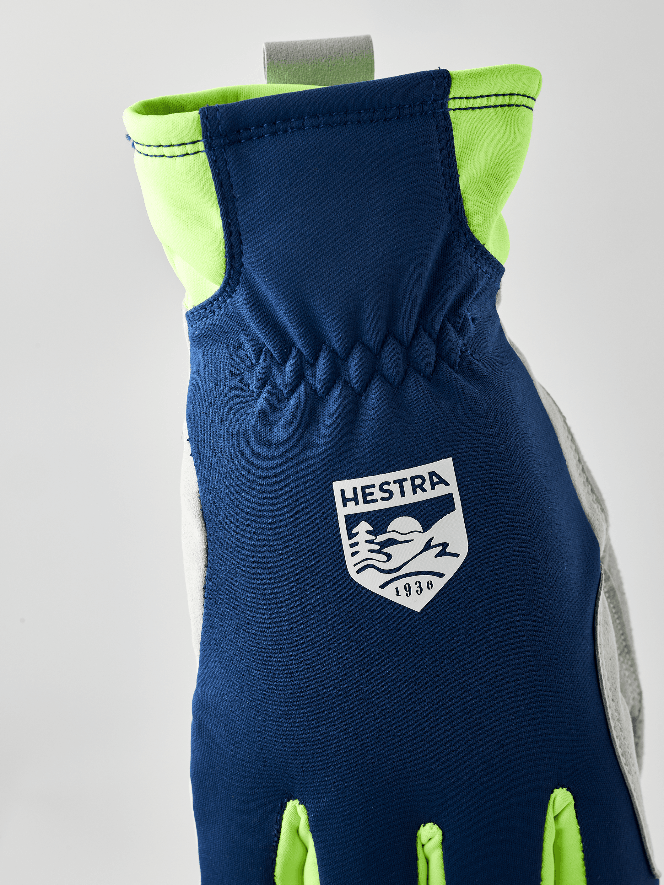 Hestra Women´S Xc Primaloft - 5 Finger — image 4 of 5
