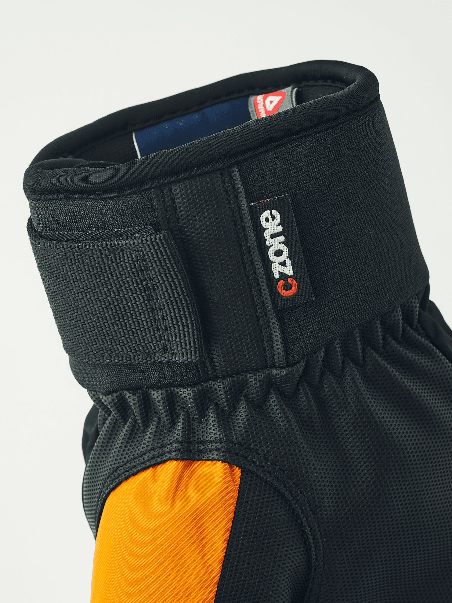 Czone Frost Primaloft - 5 Finger — image 5 of 5