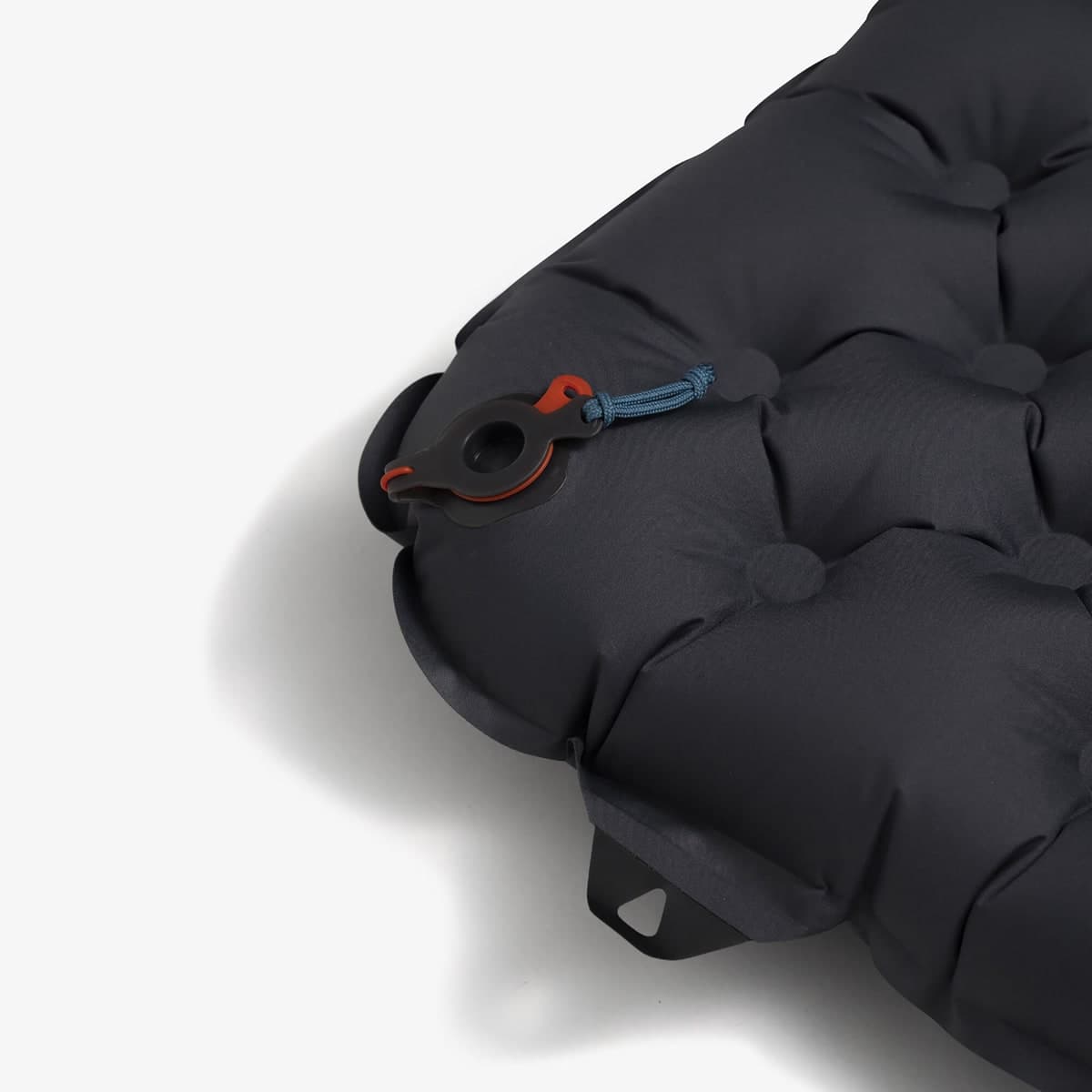 Explorer Air Pillow — image 4 of 5