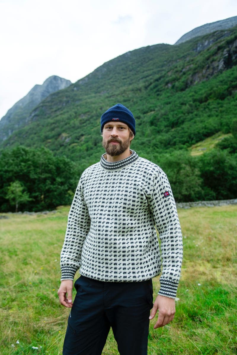 Unisex Original Islender Wool Sweater — image 6 of 7