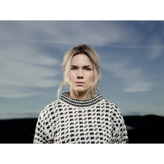 Unisex Original Islender Wool Sweater — image 3 of 7