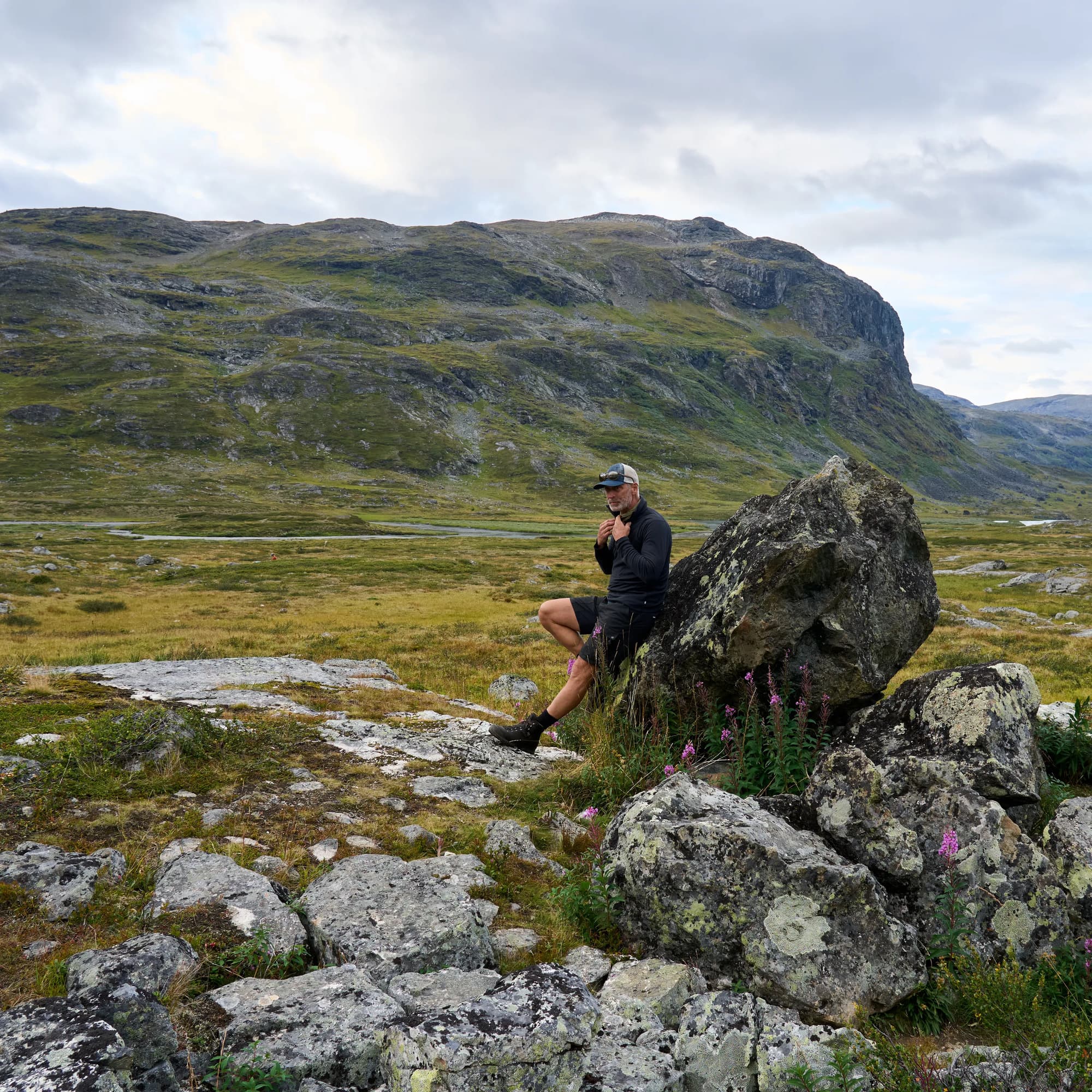 Men's Abisko Hybrid Trail Shorts — image 7 of 7