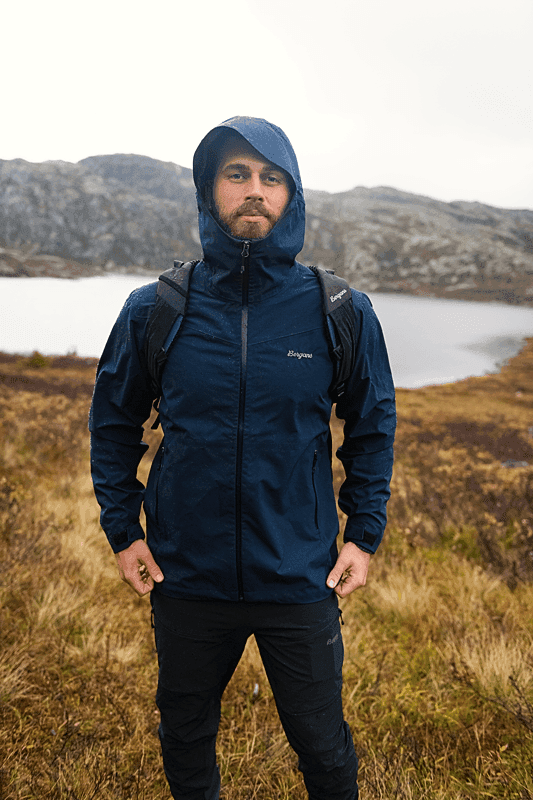 Men's Essentials 2.5l Shell Jacket — image 6 of 6