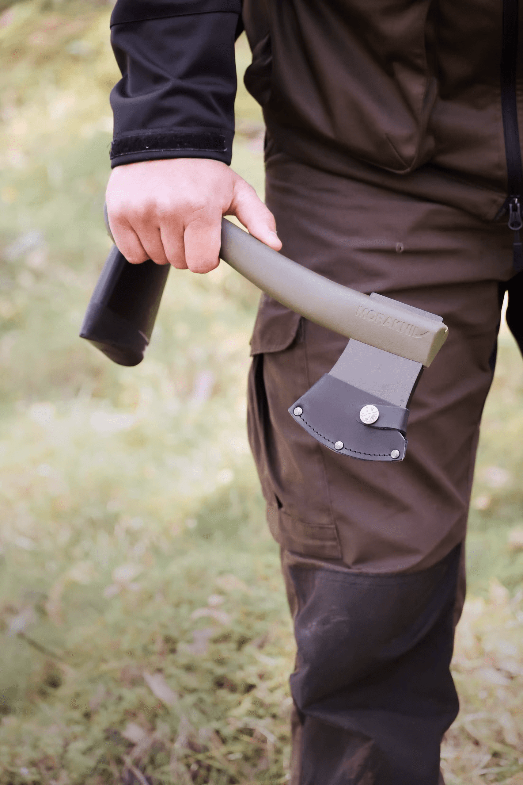 Lightweight Axe (B) — image 4 of 4