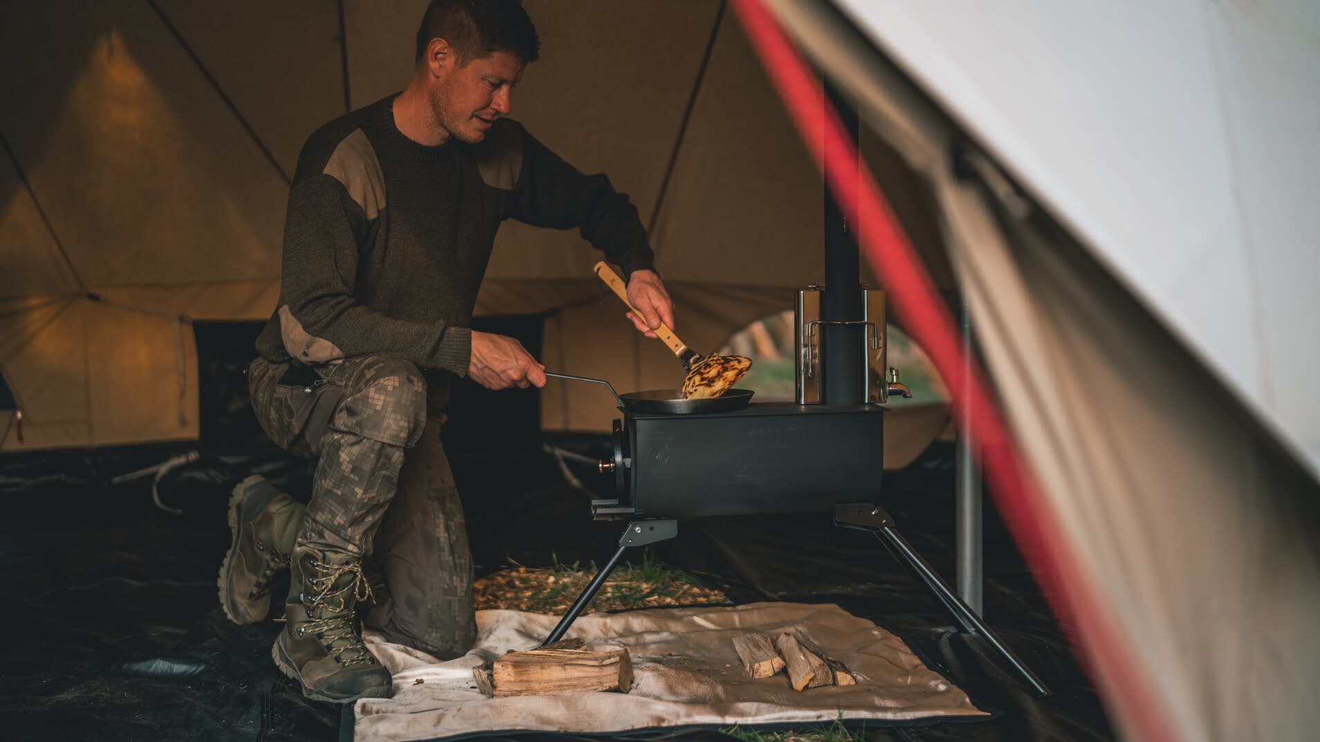 Robens-690338-Fire Spatula — image 5 of 5