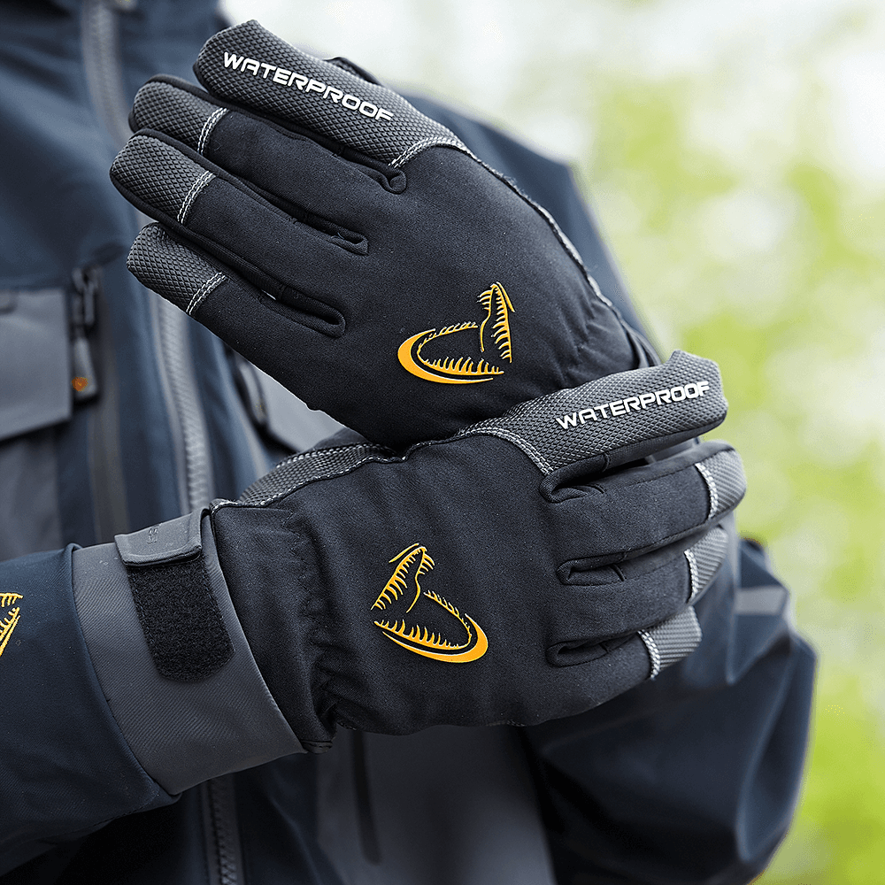 Savage Gear All Weather Glove — image 2 of 3