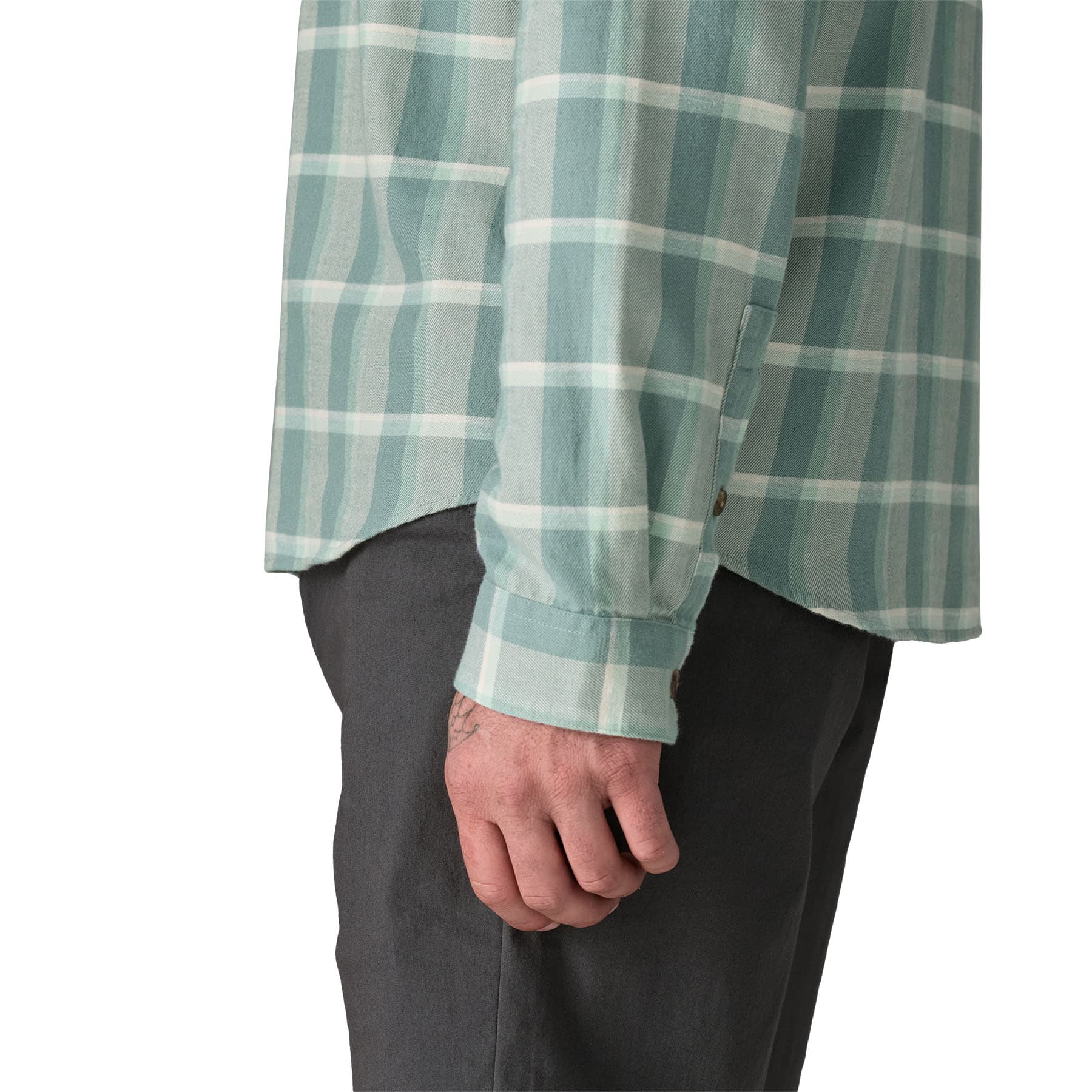 Patagonia-P42410-M's L/S Cotton in Conversion LW Fjord Flannel Shirt — image 8 of 8