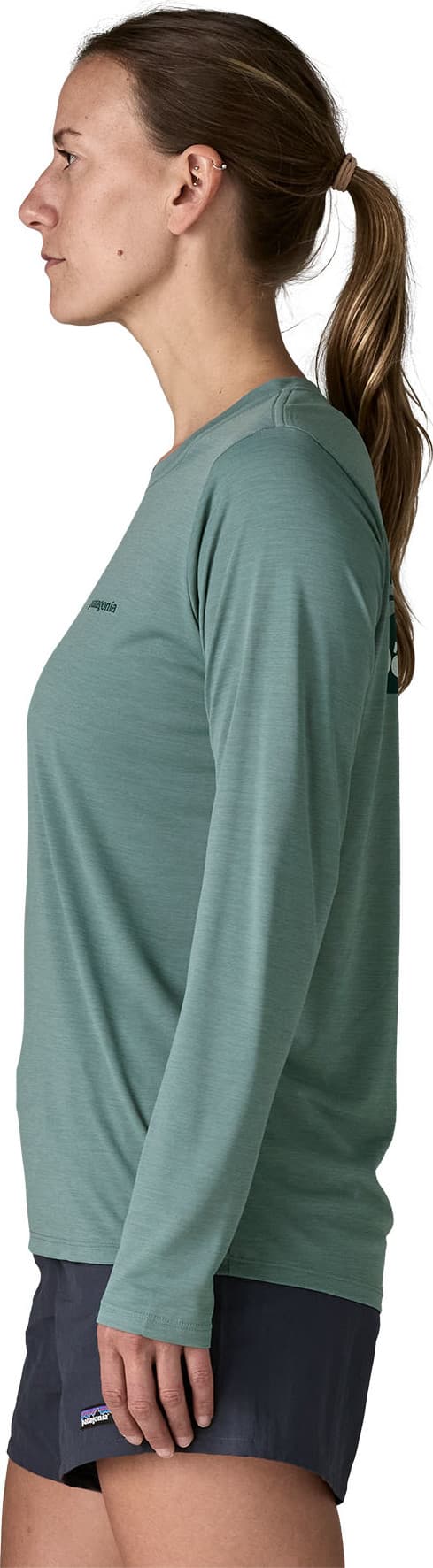 Women's Long Sleeved Capilene Cool Daily Shirt Boardshort Logo — image 3 of 5